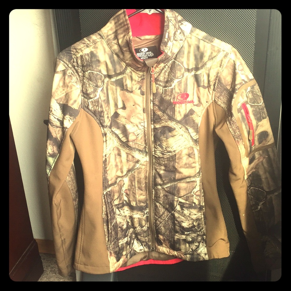 A Mossy Oak Army Fatigue Coat